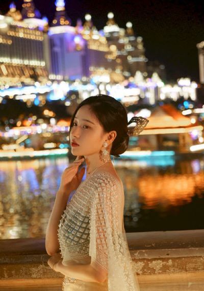 欧美老年婚纱照图片_HD韩国电影在线观看
